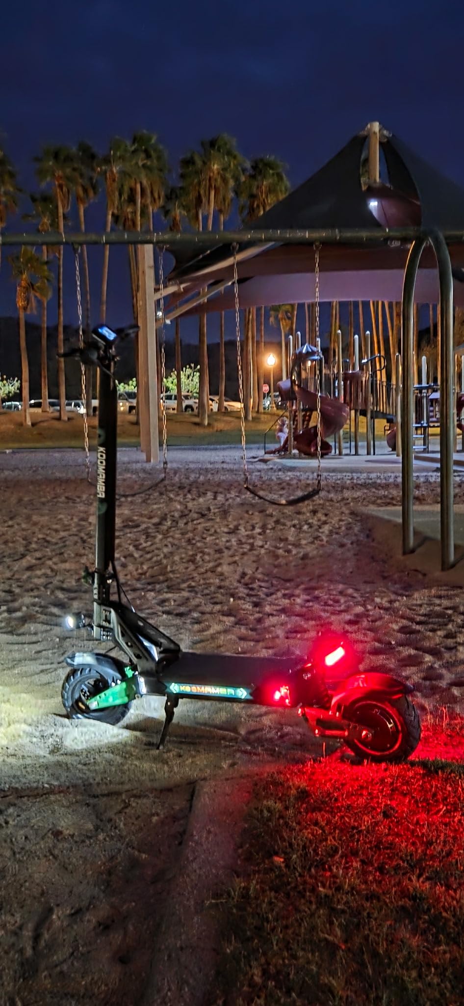 MetaMoov electric scooter rider photo 2